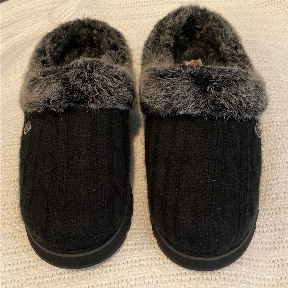 Bobs from Sketchers Memory Foam Slippers